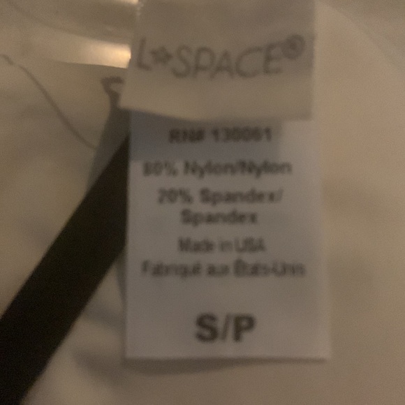 (1723) L*Space Color-Block Pamela Top Size S NWT - Picture 2 of 4